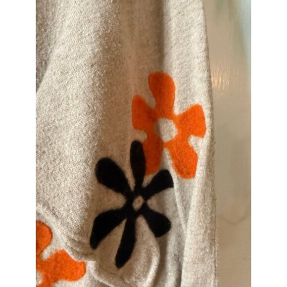 Aaeda women’s size large flower sweater - Picture 4 of 11